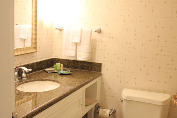Clean Restrooms