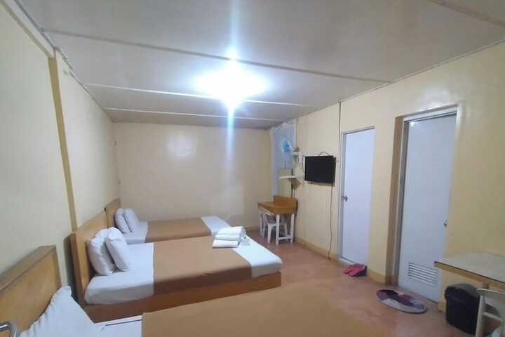 Room 18 of 24