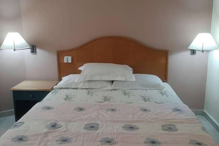 Room 18 of 86