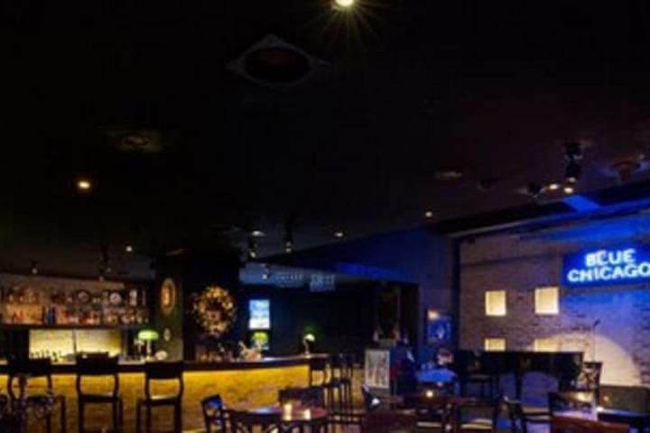 Lounge 84 of 115