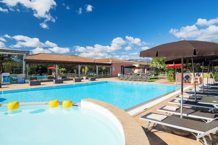 Pool 63 of 117