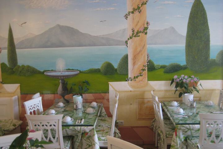 Breakfast/Coffee Service 59 of 73
