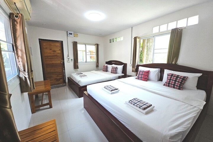 Room 47 of 92