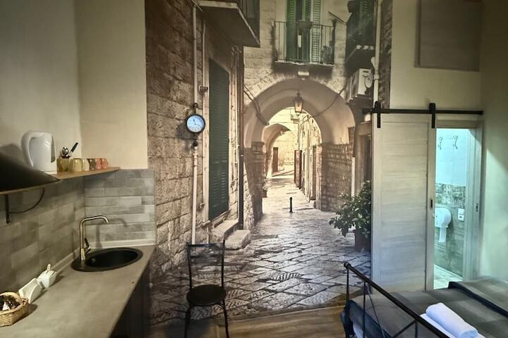 Room 15 of 120