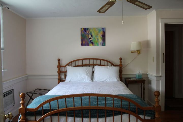 Room 12 of 40