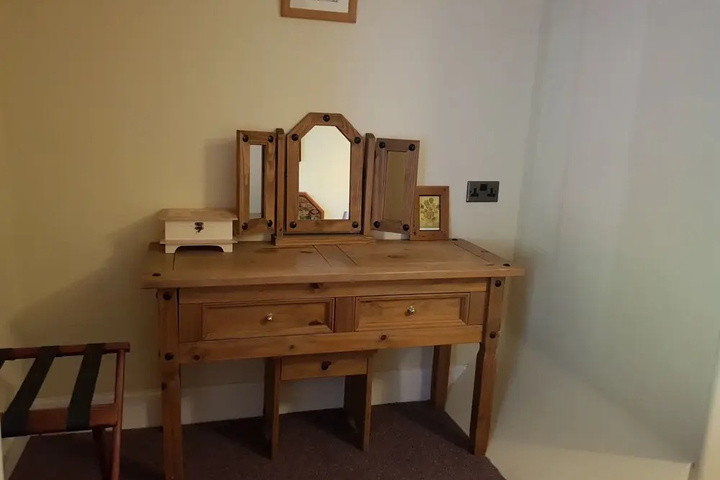 Room 3 of 23