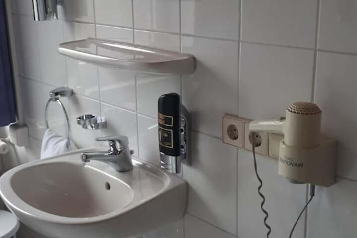 Clean Restrooms