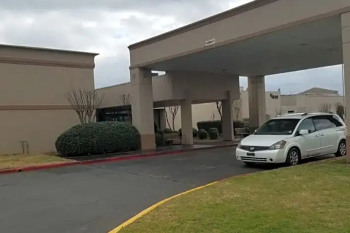 Image of Clarion Inn