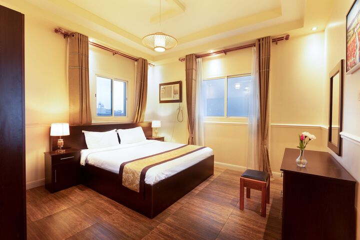 Room 3 of 19