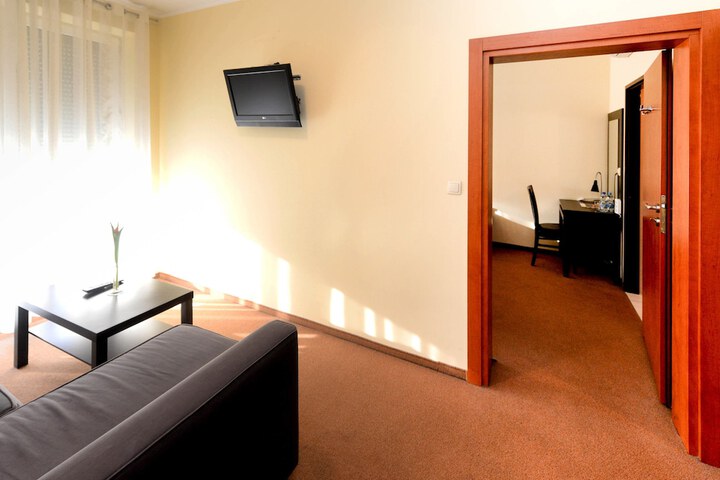 Room 26 of 55