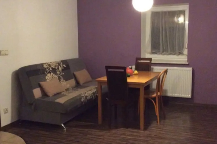 Room 3 of 12