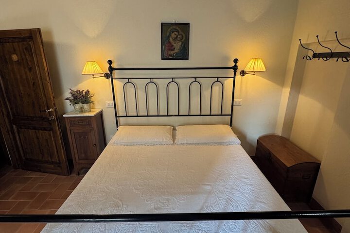 Room 35 of 157