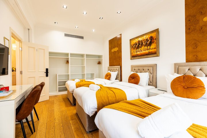 Room 21 of 60