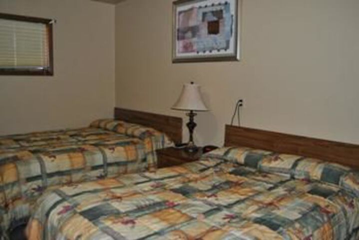 Room 2 of 3