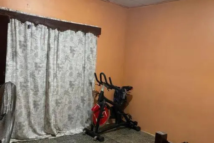 Room 6 of 19