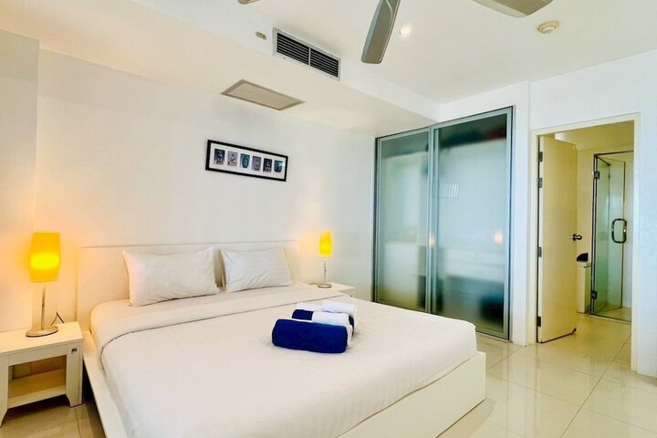 Room 9 of 51