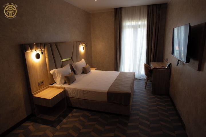 Room 2 of 23