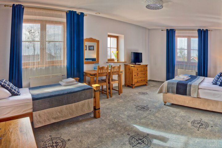 Room 21 of 210