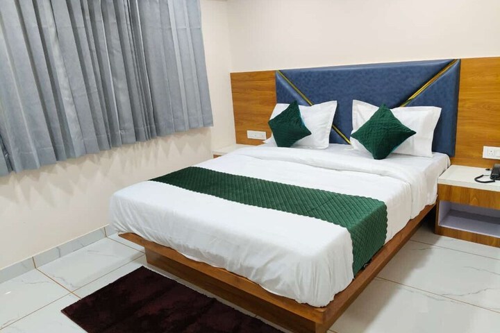 Room 7 of 29
