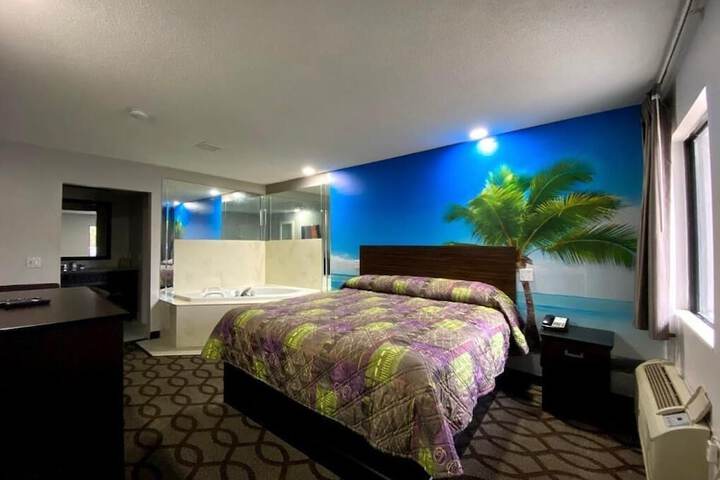 Room 5 of 13