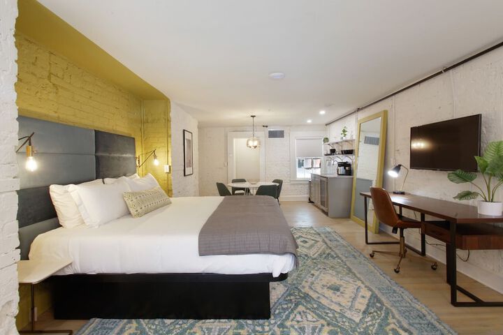Room 54 of 164