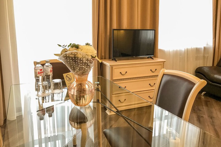Room 33 of 52
