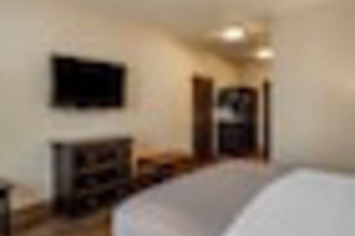 Room 53 of 168
