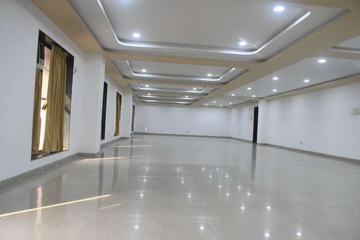 Ballroom/Hall 25 of 47