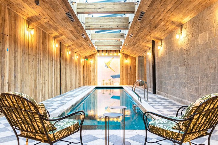 Pool 48 of 75