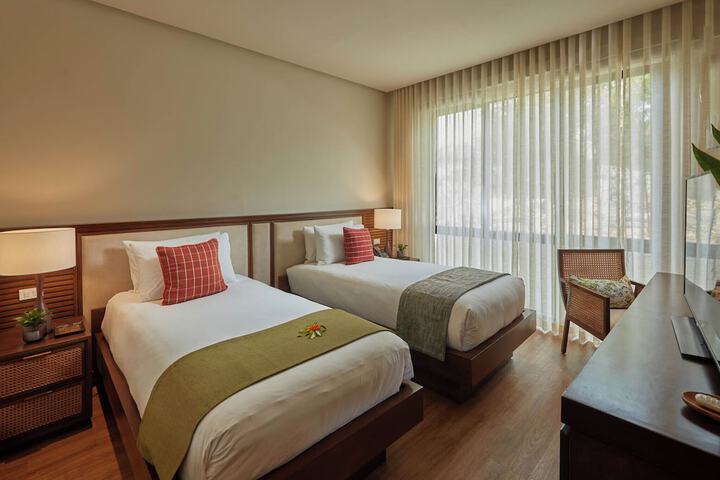 Room 43 of 191