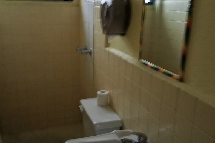 Room 17 of 23