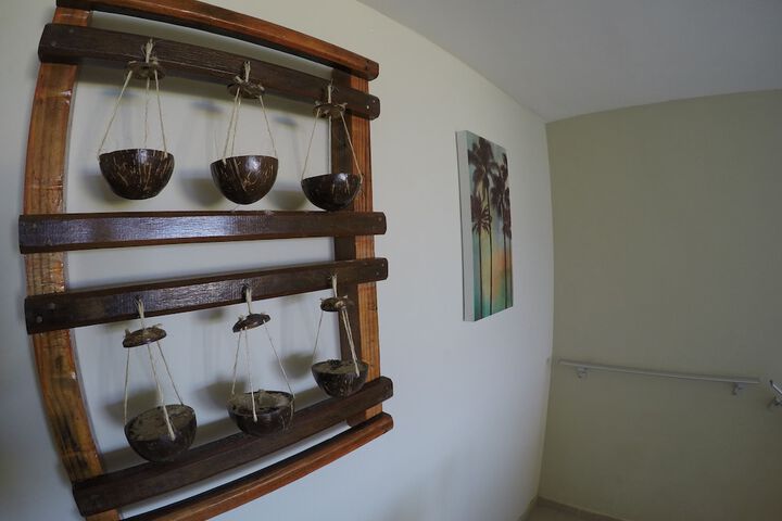 Room 8 of 15