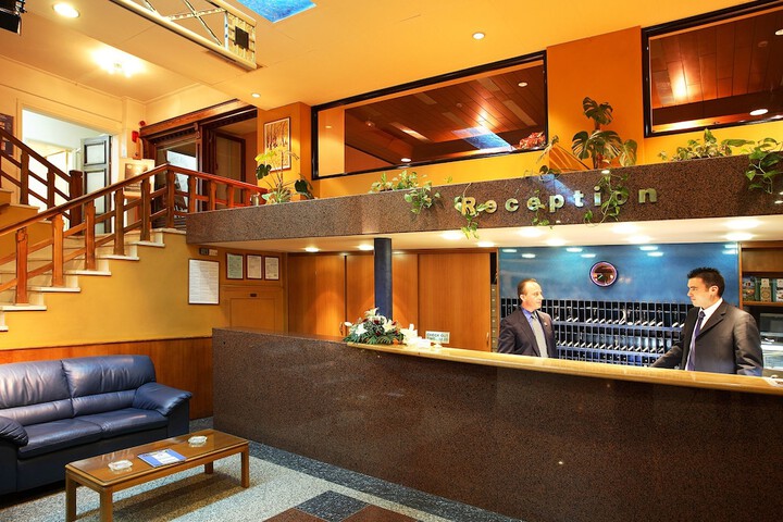 Hotel Interior 4 of 32