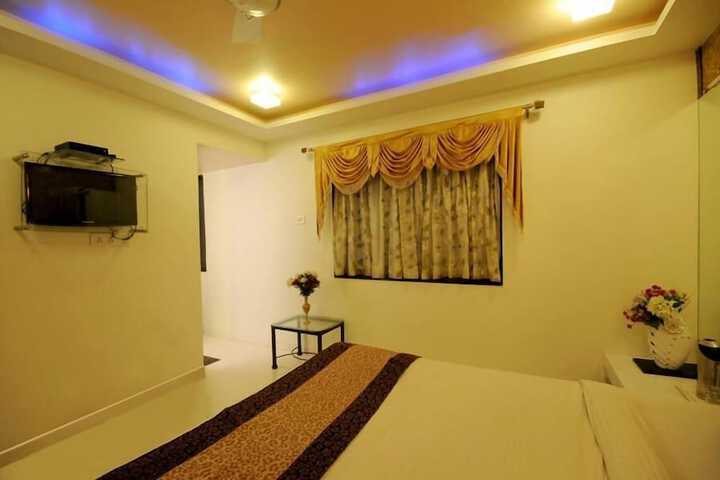 Room 16 of 49