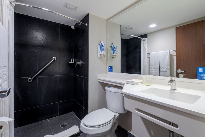 Clean Restrooms