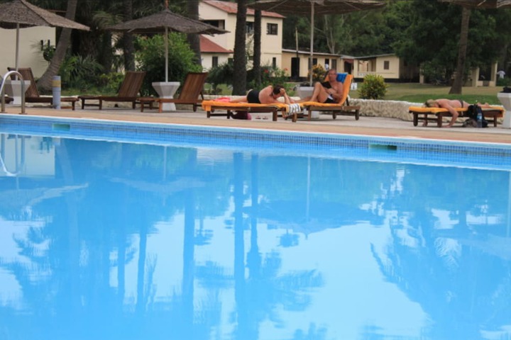 Pool 59 of 100