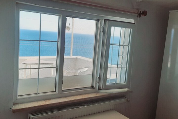 Room 22 of 68