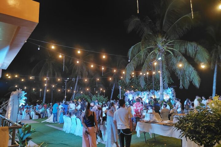 Wedding/Banquet 17 of 22