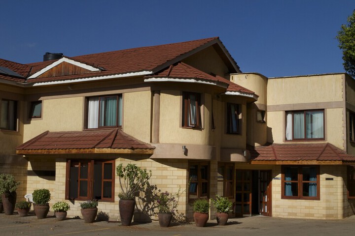 Hotel 28 of 29