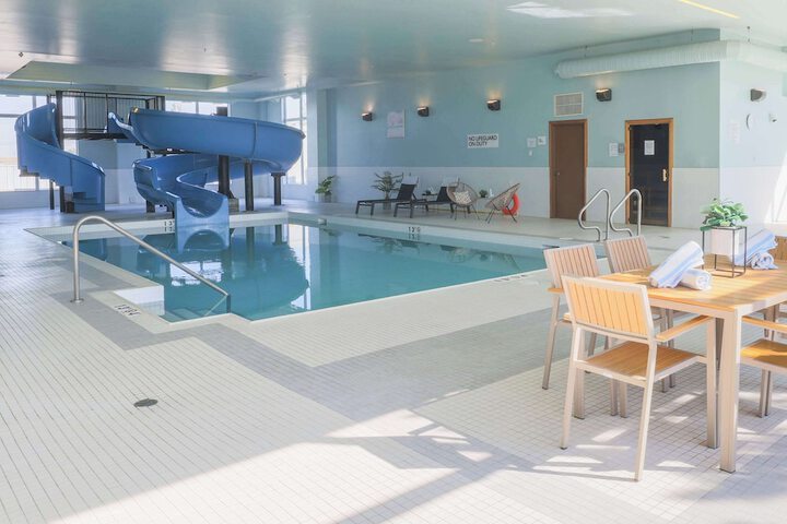 Pool 39 of 63