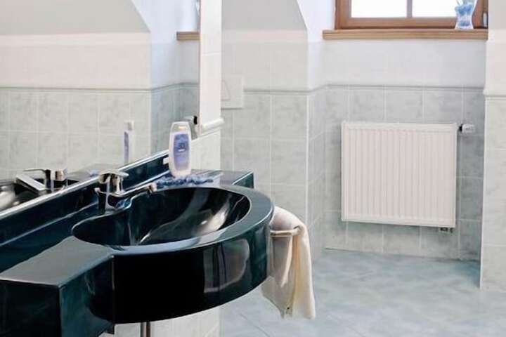 Clean Restrooms