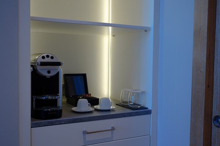 Breakfast/Coffee Service 50 of 91
