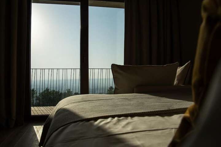 Room 5 of 24