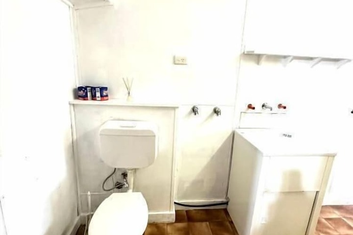 Room 140 of 180