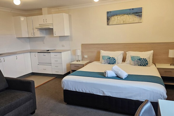 Room 12 of 49
