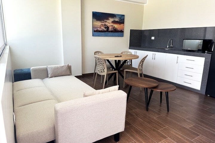 Room 73 of 214