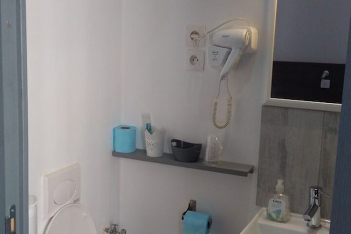 Room 48 of 67
