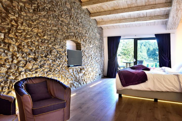 Room 12 of 46