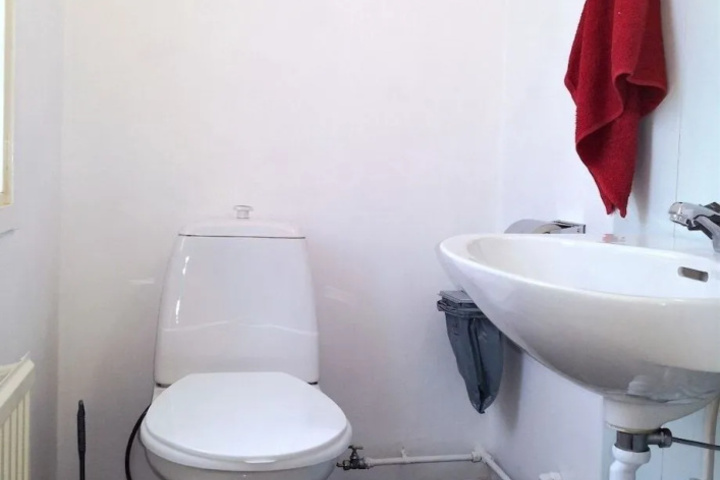 Room 9 of 17