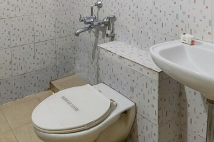 Room 2 of 26